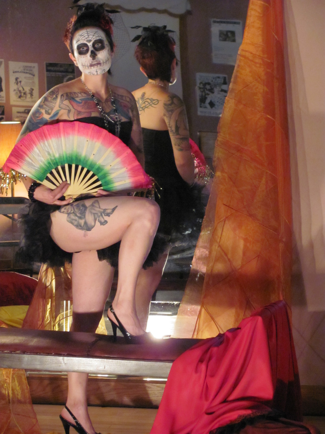 gal/Dr_Sketchy/day_of_dead/IMG_1785.jpg